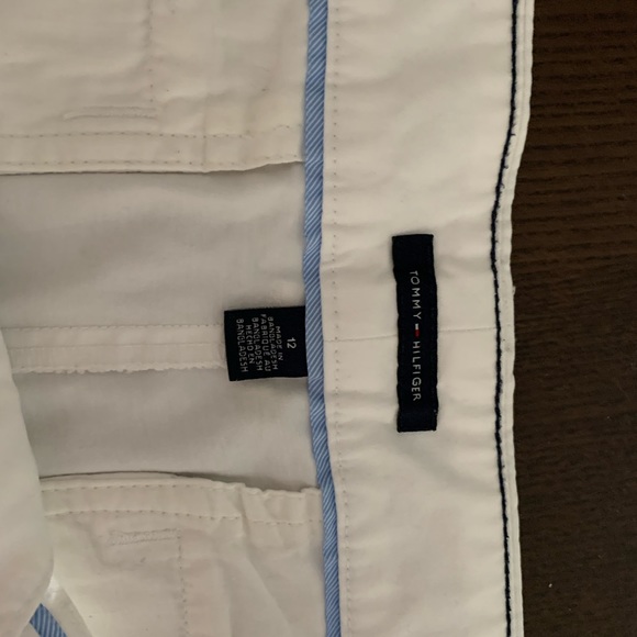 Tommy Hilfiger ladies shorts size 12 - Picture 3 of 5